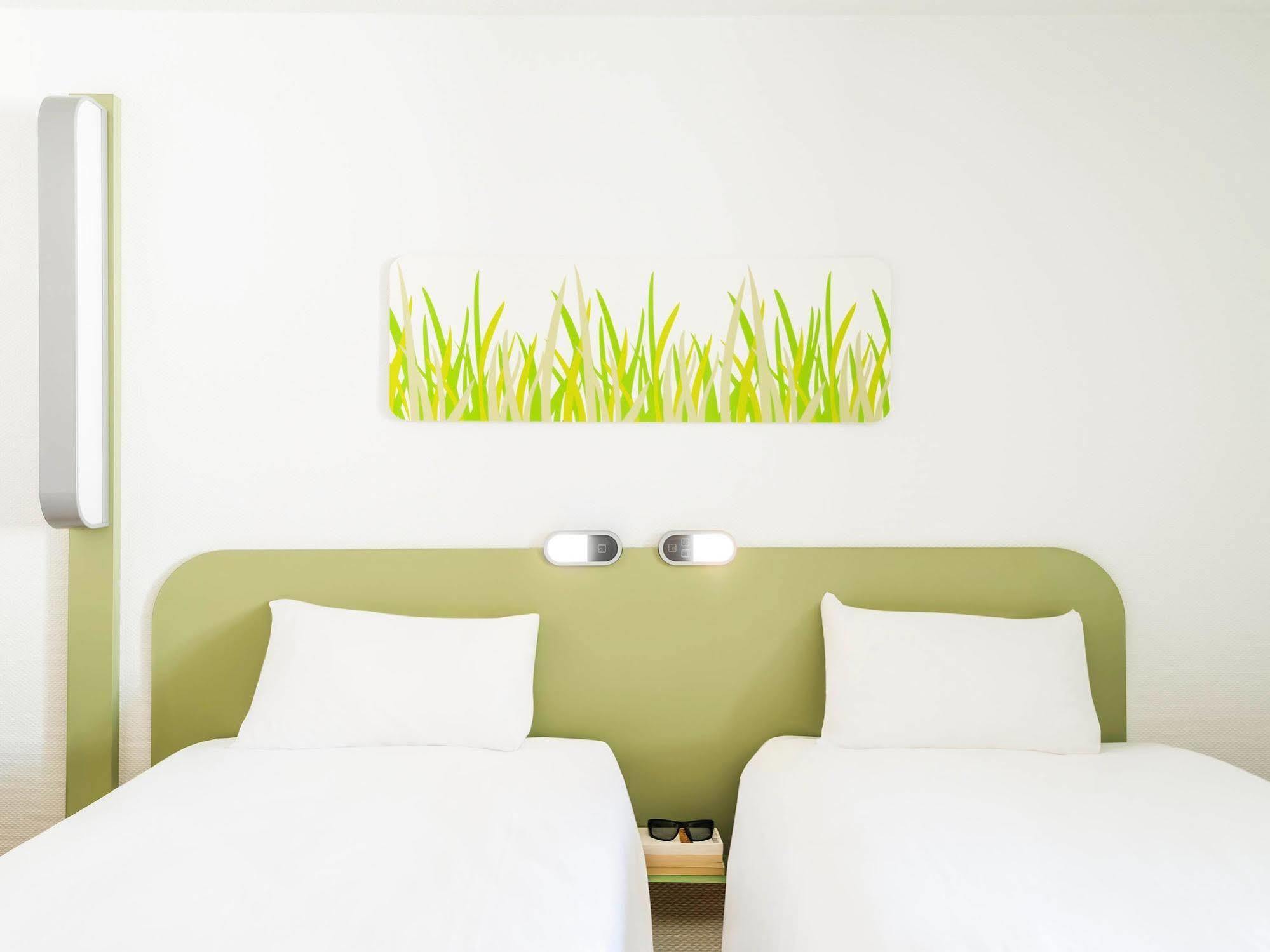 ibis budget Argenteuil Bords de Seine Buitenkant foto