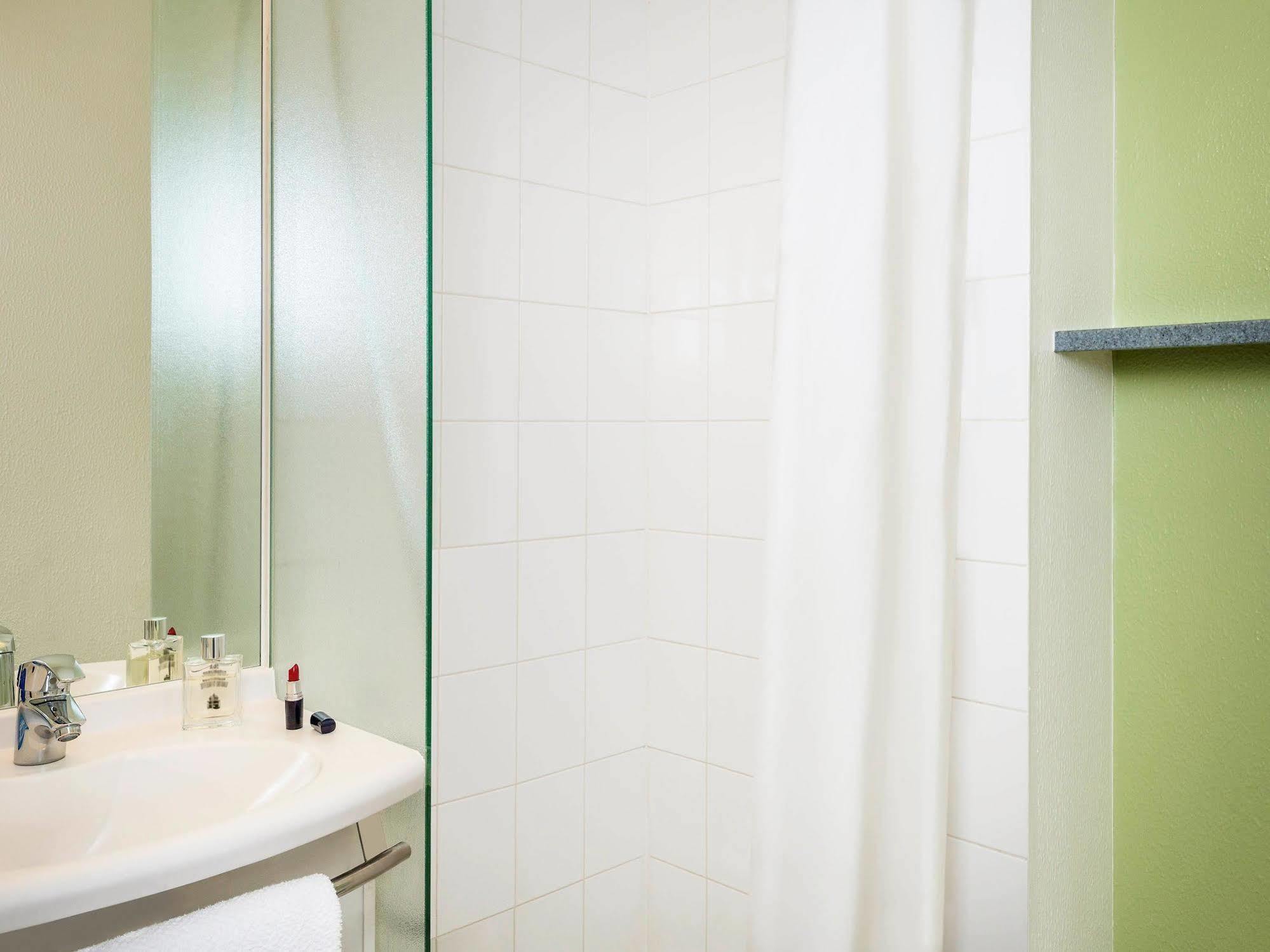 ibis budget Argenteuil Bords de Seine Buitenkant foto